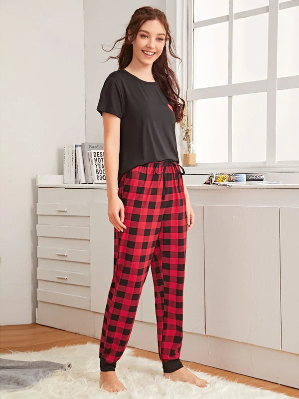 Chekered Heart Printed Night Suit